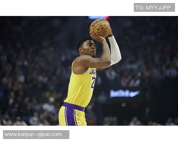 张佳玮点评浓眉与弗拉格的成长历程揭示篮球背后的成人礼意义