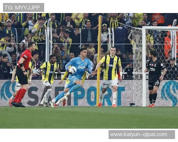 欧联杯第二轮精彩赛果罗马不敌里尔费内巴切逆转尼斯维拉里昂顺利晋级