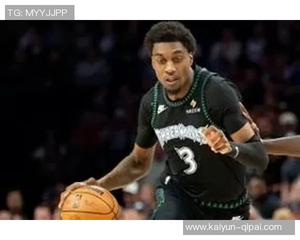 芬奇称赞麦丹在联防中的护筐核心地位全能表现是球队胜利的关键因素