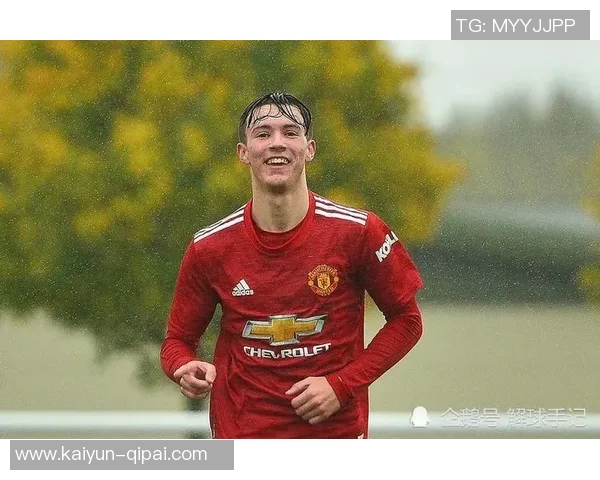 儿魔梦麦迪逊回忆童年曼联球迷岁月分享早年穿球衣珍贵照片 儿魔梦麦迪逊回忆童年曼联球迷岁月分享早年穿球衣珍贵照片