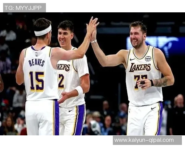 湖人逆袭西部第二老詹年薪5263万缺阵球队如何崛起