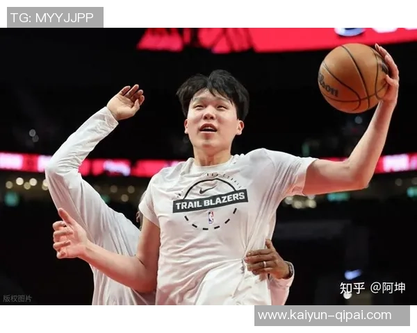 媒体人透露斯普利特重视杨瀚森将安排合适时机让其上场锻炼